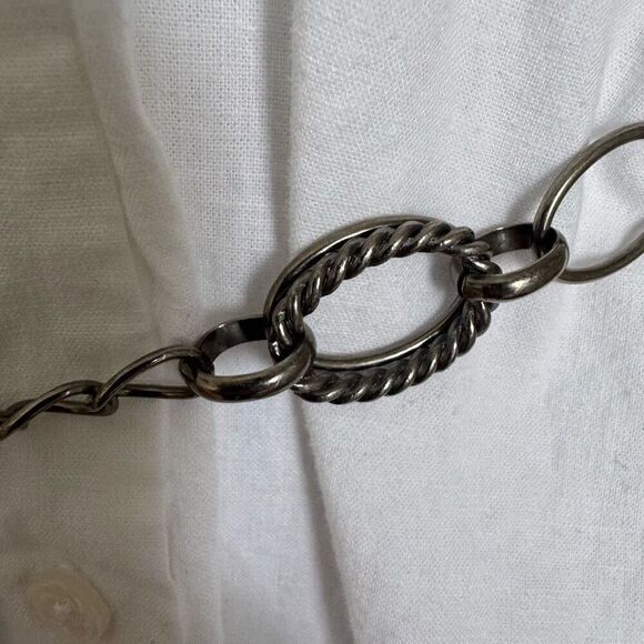 Vintage Liz’ Claiborne Silver Tone Medallion Chain Belt Waist Chain - Picture 7 of 9